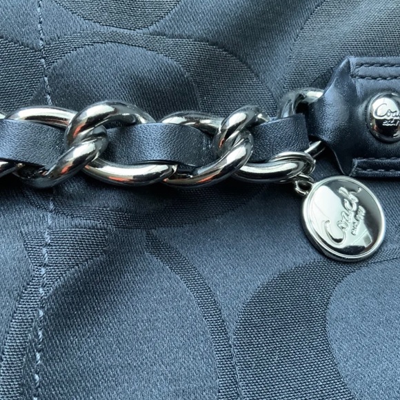 Coach Signature Leather Sateen Black F1173-F18862 Shoulder Handbag - Picture 7 of 11